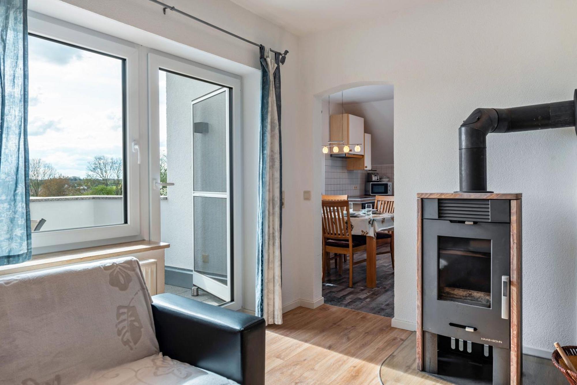 Arnold Laubbach Apartamento Ostrach Exterior foto